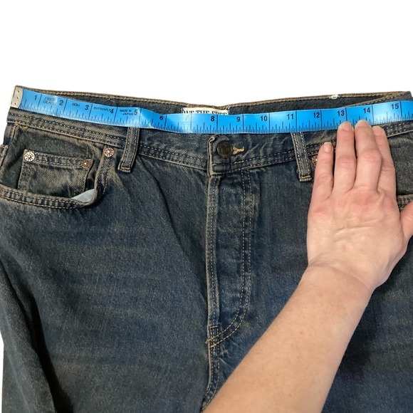 Free people jeans size 28 cropped mid-rise straight leg frayed hem distressed - Picture 11 of 16